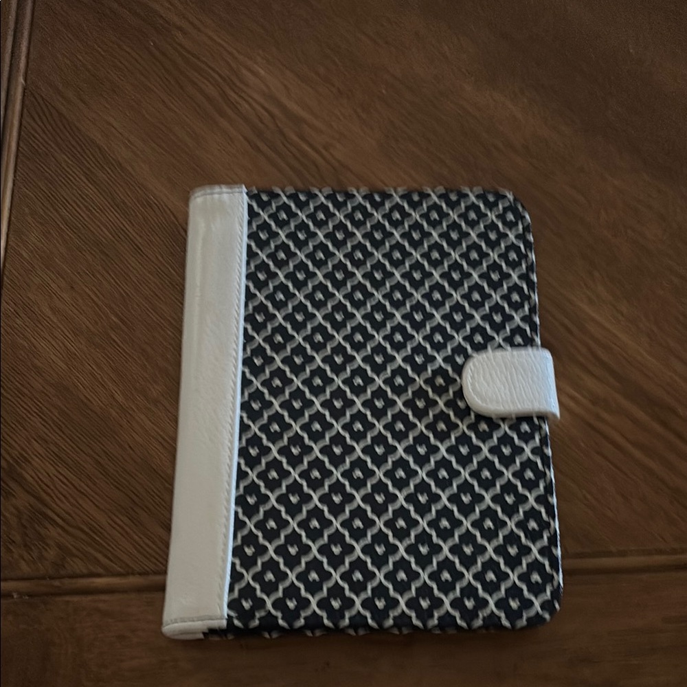 Disney Black and White Patterned Binder